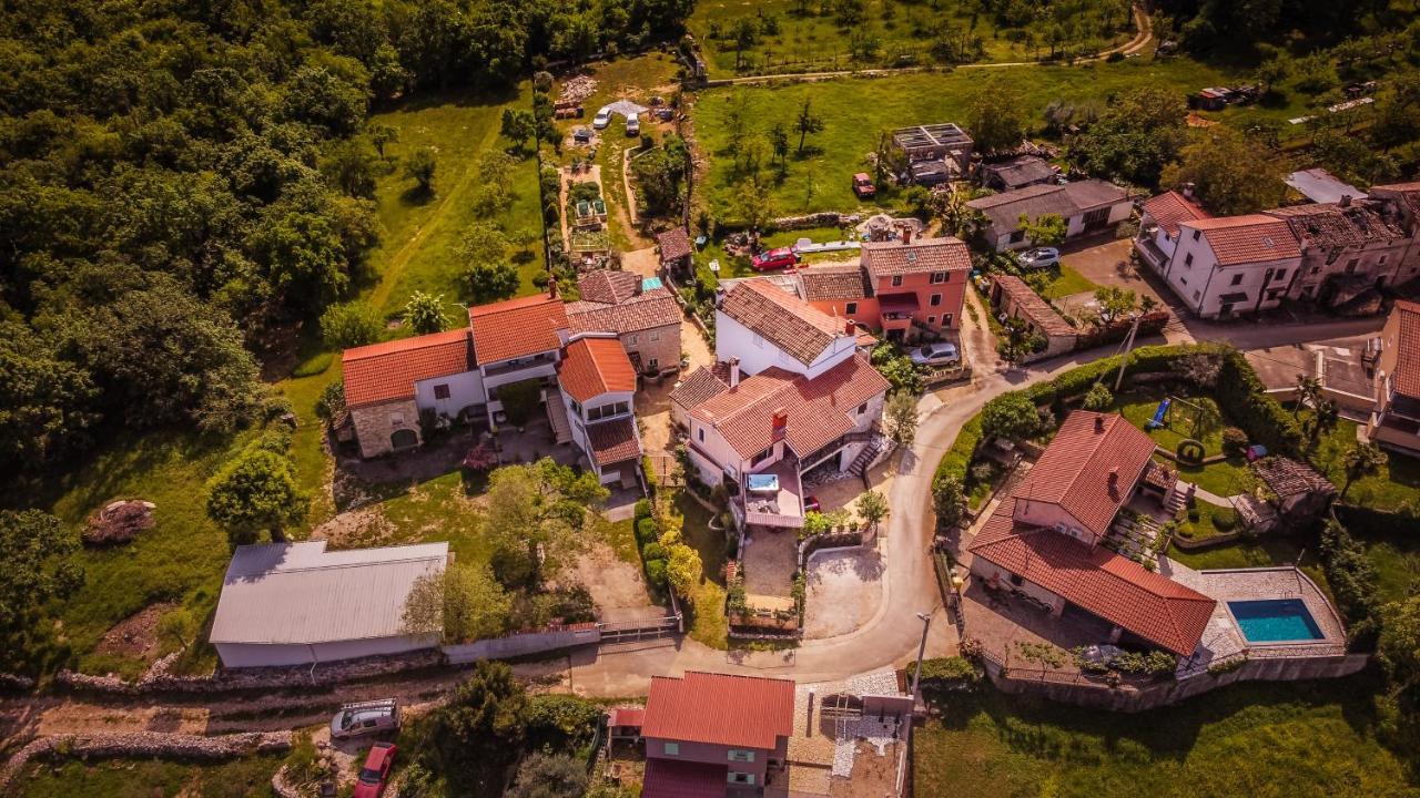 Villa Michelle Karojba Dış mekan fotoğraf