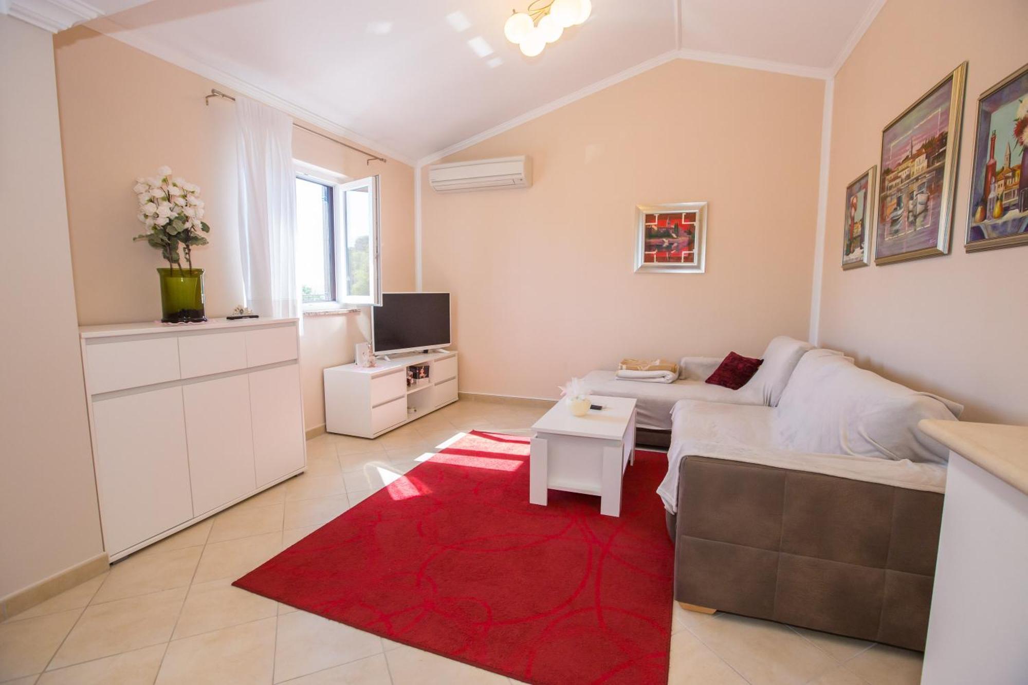 Villa Michelle Karojba Dış mekan fotoğraf