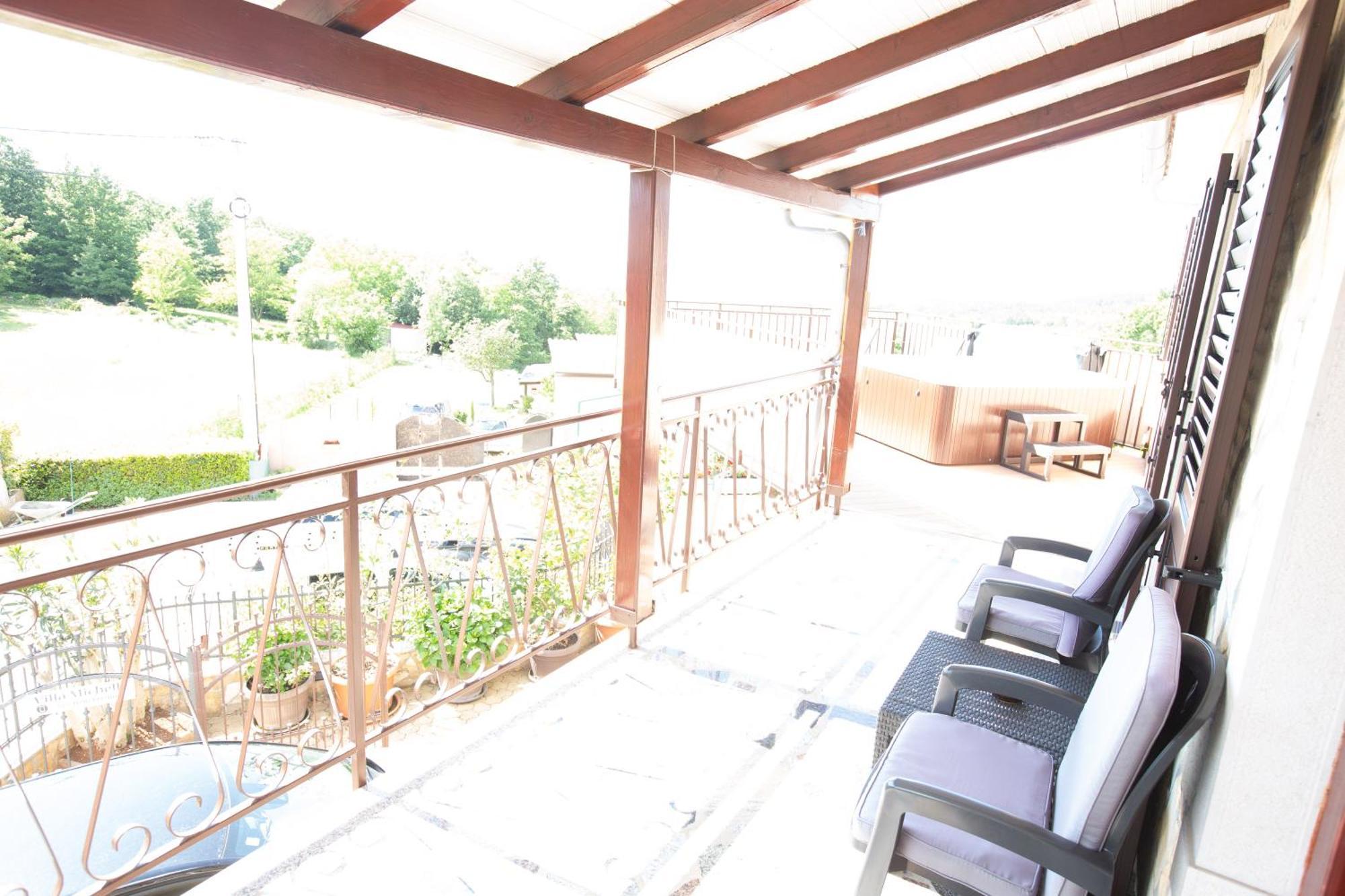 Villa Michelle Karojba Dış mekan fotoğraf