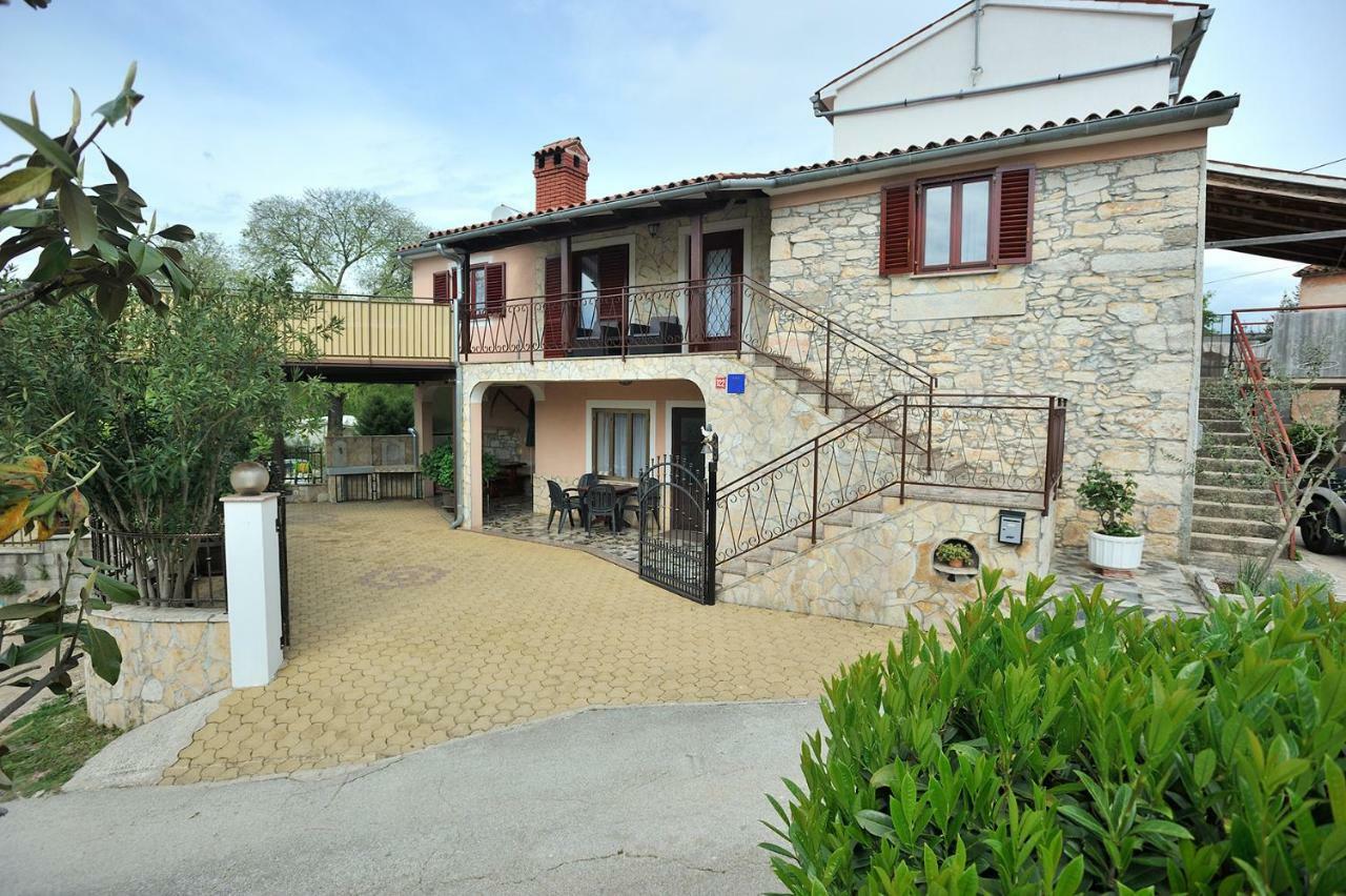 Villa Michelle Karojba Dış mekan fotoğraf